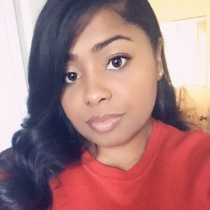 Meet your Posher, Brianna